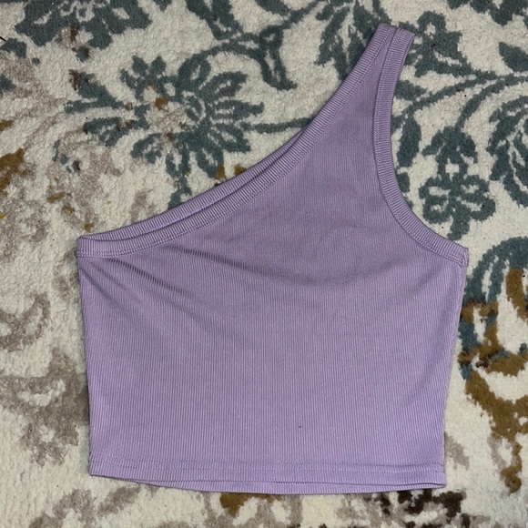 light purple one shoulder crop tanktop - Picture 2 of 4